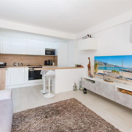 Appartement Carnoles Pres Des Plages Roquebrune-Cap-Martin Exterior foto
